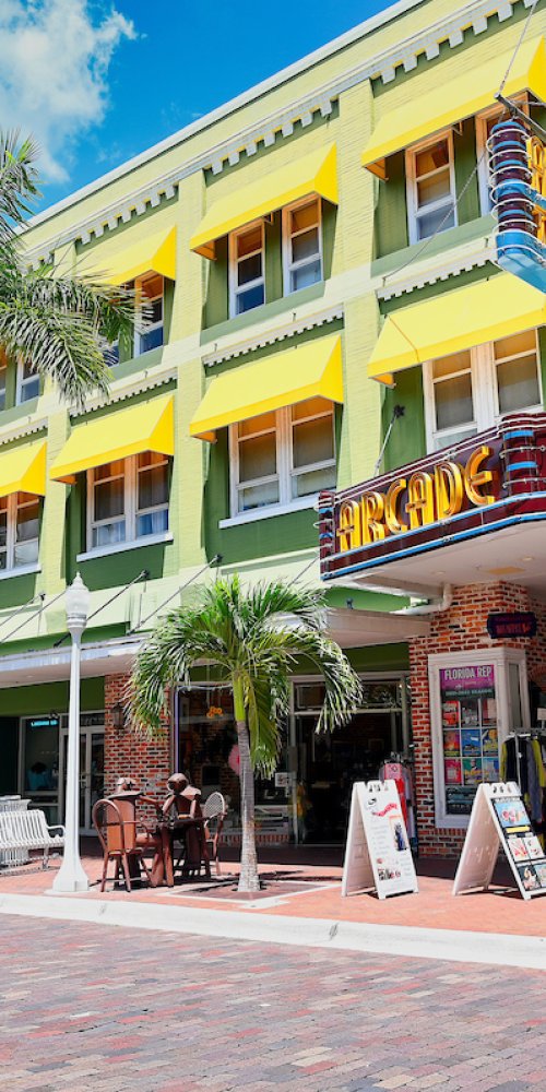 Street view portrait in Fort Myers