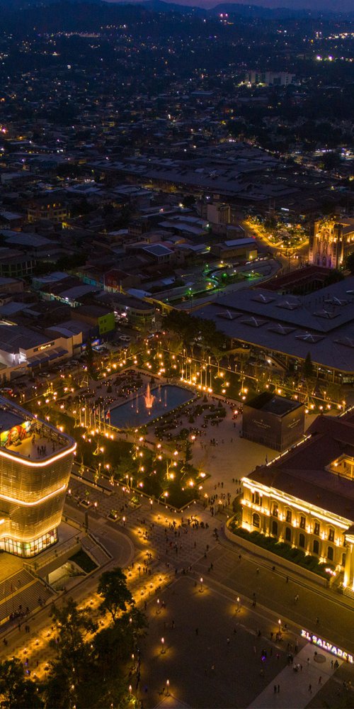 San Salvador transport