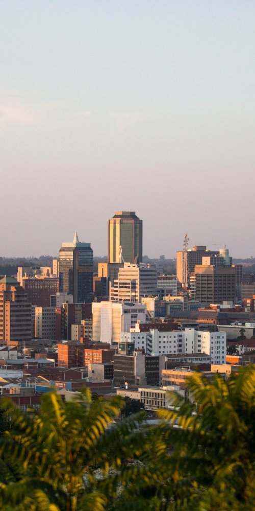 Street transport in Harare, ZW